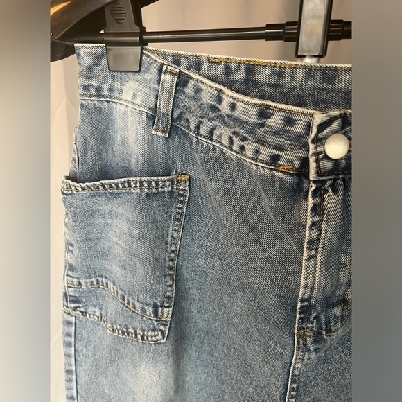 NWOT DistressedJeans NO STRETCH - Picture 6 of 11